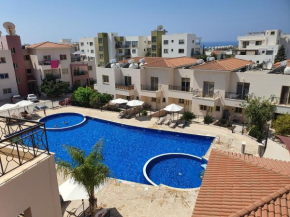 Nice Freshly Renovated Sea-View Apartment